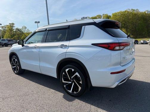 2024 Mitsubishi Outlander SEL