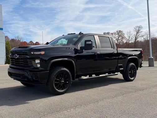 2026 Chevrolet Silverado 2500 Custom
