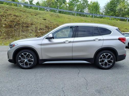 Cashmere Silver Metallic 2021 BMW X1 xDrive28i