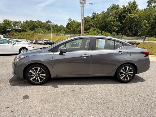 2021 Nissan Versa 1.6 SV