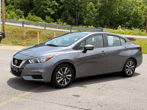 2021 Nissan Versa 1.6 SV