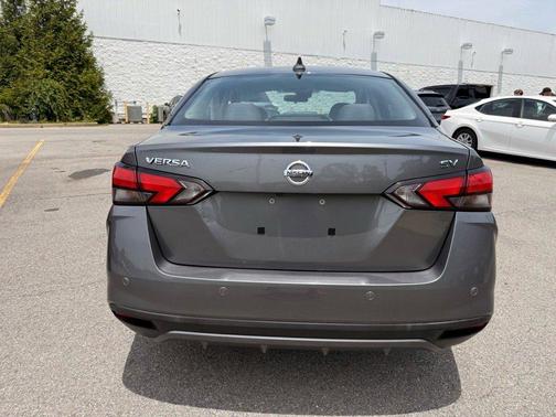 2021 Nissan Versa 1.6 SV