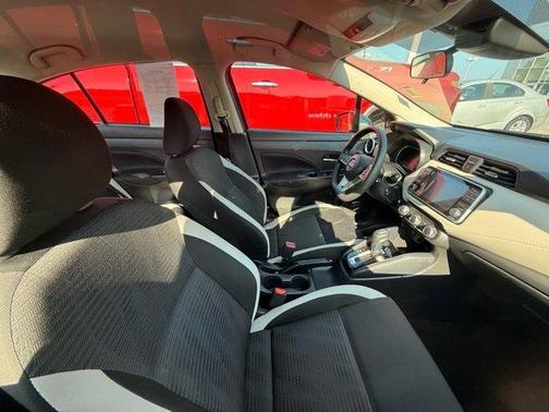 2021 Nissan Versa 1.6 SV