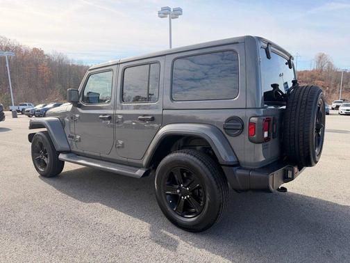 2021 Jeep Wrangler Unlimited Sahara Altitude