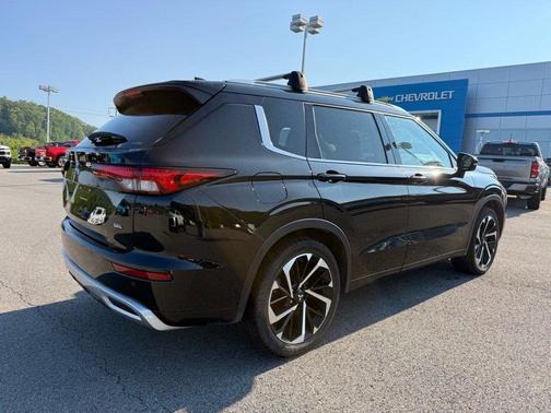 2022 Mitsubishi Outlander SEL