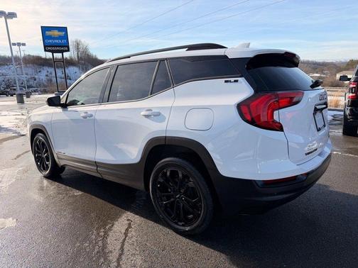 2021 GMC Terrain SLE