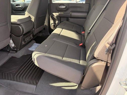 2025 Chevrolet Silverado 2500 Custom