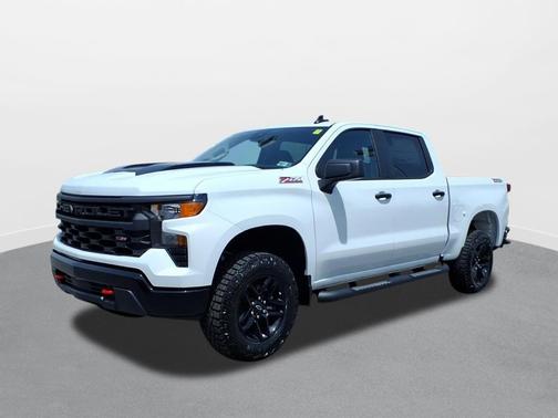 Summit White 2026 Chevrolet Silverado 1500 Custom Trail Boss