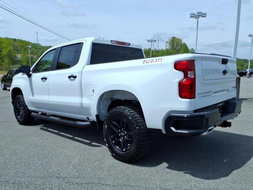 Summit White 2026 Chevrolet Silverado 1500 Custom Trail Boss