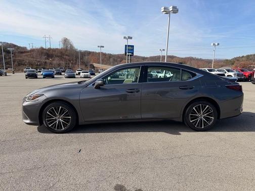 Cloudburst Gray 2022 Lexus ES 250 Luxury