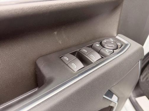 Summit White 2026 Chevrolet Silverado 2500 LT