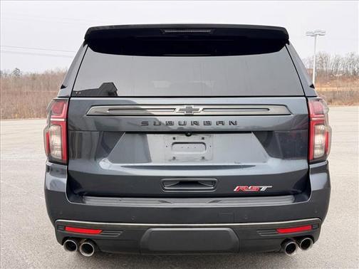 2022 Chevrolet Suburban RST