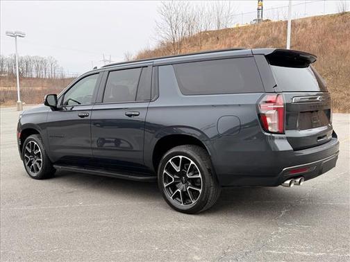 2022 Chevrolet Suburban RST