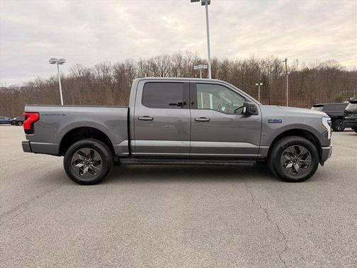 2024 Ford F-150 Lightning Flash