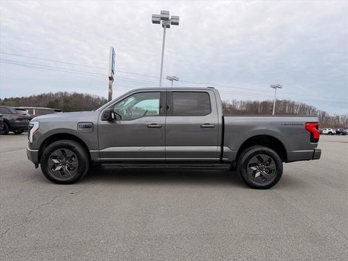 2024 Ford F-150 Lightning Flash