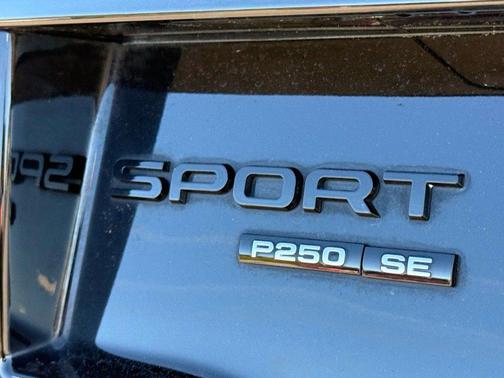 2020 Land Rover Discovery Sport SE