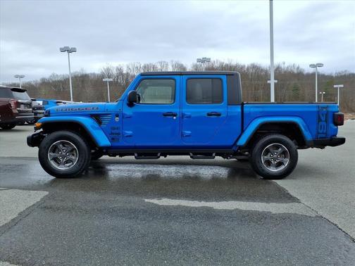 Hydro Blue Pearlcoat 2021 Jeep Gladiator Sport
