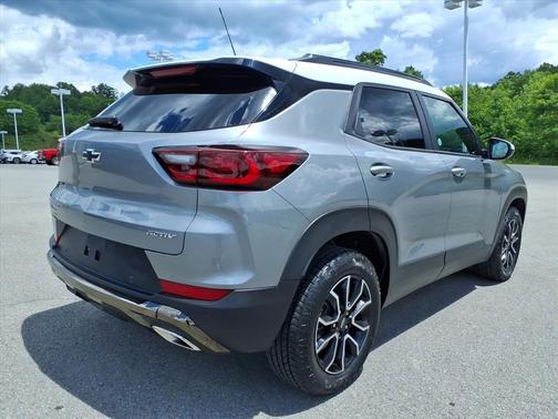 Sterling Gray Metallic 2024 Chevrolet Trailblazer ACTIV
