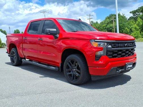Red 2022 Chevrolet Silverado 1500 Custom
