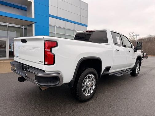 Summit White 2024 Chevrolet Silverado 2500 LTZ