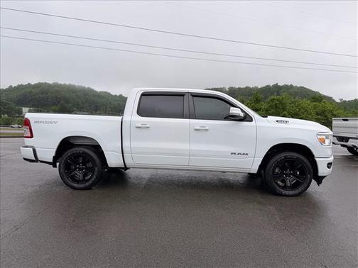 Bright White Clearcoat 2021 RAM 1500 Big Horn