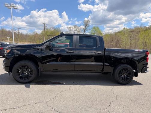 Black 2026 Chevrolet Silverado 1500 Custom