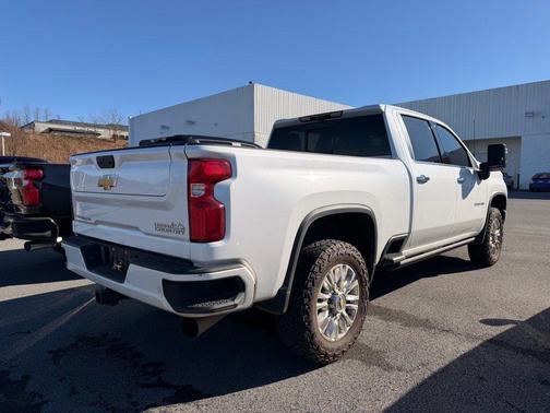 2022 Chevrolet Silverado 2500 High Country