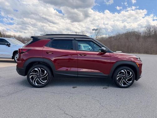 Crimson Metallic 2025 Chevrolet Trailblazer RS