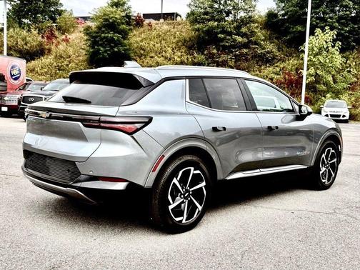 2024 Chevrolet Equinox EV LT