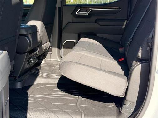 Summit White 2026 Chevrolet Silverado 1500 RST