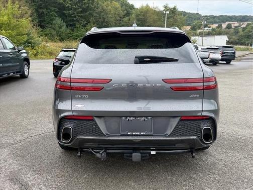 Himalayan Gray 2023 Genesis GV70 2.5T