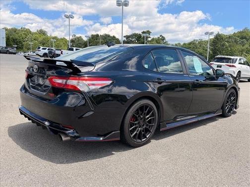Midnight Black Metallic 2020 Toyota Camry