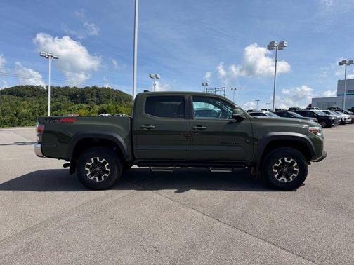 2022 Toyota Tacoma TRD Off Road