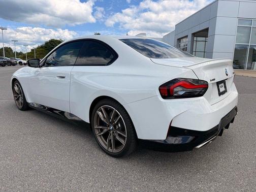 2022 BMW M240 i xDrive