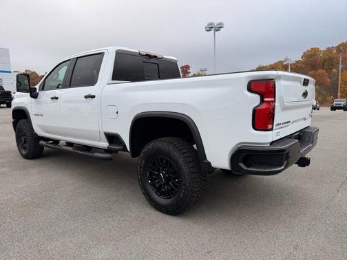 2026 Chevrolet Silverado 2500 ZR2