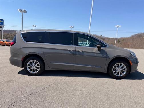 Ceramic Gray Clearcoat 2025 Chrysler Pacifica Select