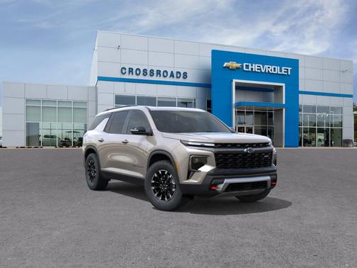 Sandstone Gray 2026 Chevrolet Traverse Z71