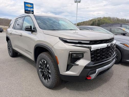 Sandstone Gray 2026 Chevrolet Traverse Z71