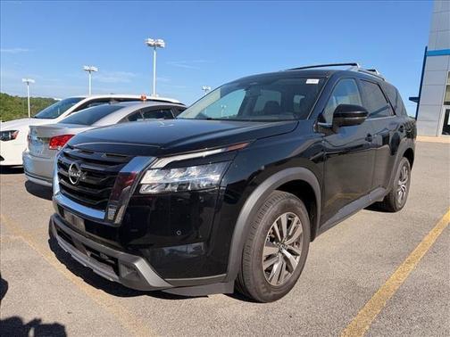 Black 2023 Nissan Pathfinder SL