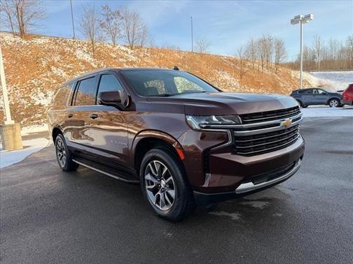 2022 Chevrolet Suburban LT
