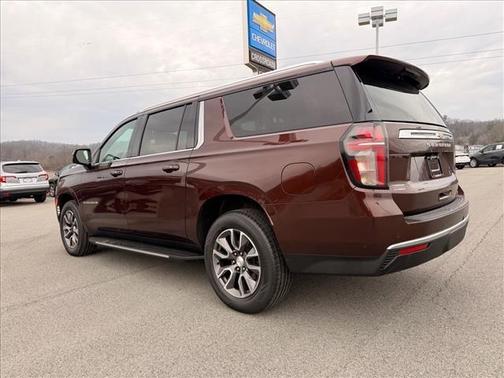 2022 Chevrolet Suburban LT