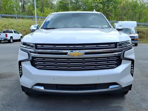 Iridescent Pearl Tricoat 2023 Chevrolet Tahoe Premier