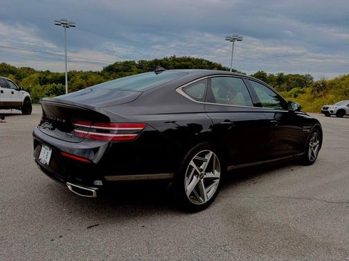 2023 Genesis G80 2.5T