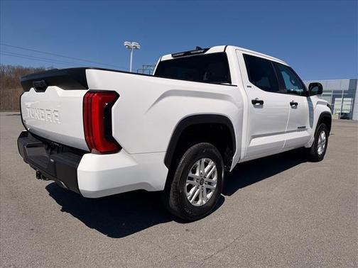 Ice 2024 Toyota Tundra SR5