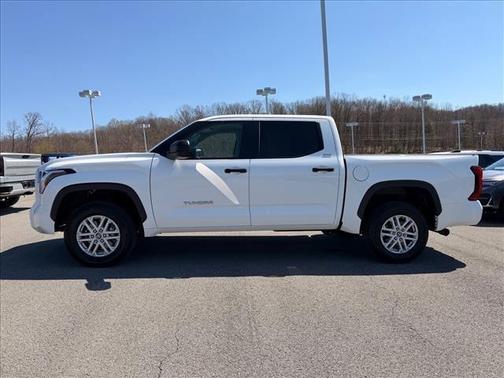Ice 2024 Toyota Tundra SR5