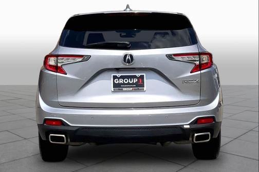 Lunar Silver Metallic 2023 Acura RDX Technology Package