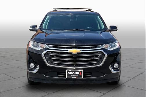 Mosaic Black Metallic 2021 Chevrolet Traverse LT Leather