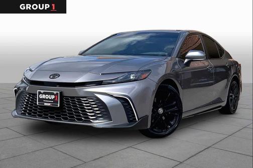 Heavy Metal 2025 Toyota Camry SE