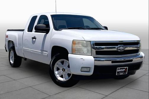 Summit White 2011 Chevrolet Silverado 1500 LT