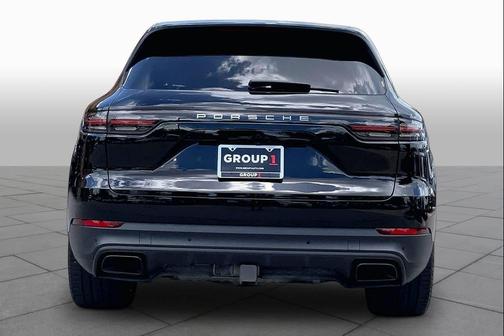 BLACK 2021 Porsche Cayenne Cayenne